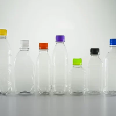 Envases diferente tamaños, para bebidas